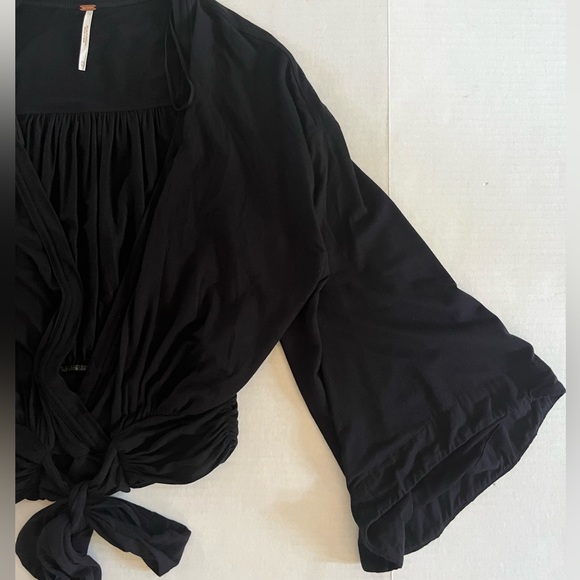 Free People bell sleeve long sleeve layering top, super soft XS / Small - Picture 10 of 14